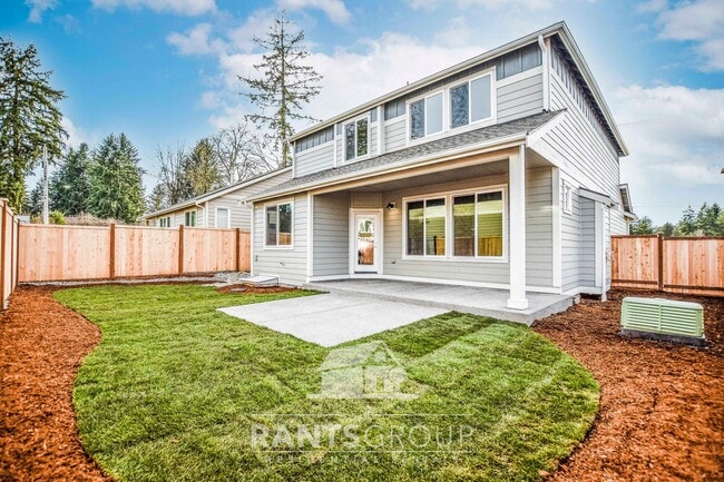 Building Photo - Easy freeway access! Newer subdivision!