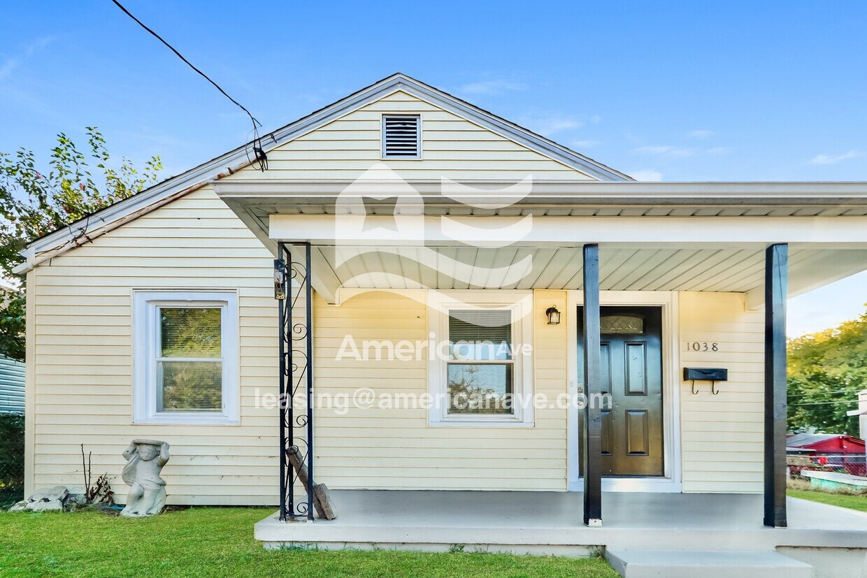 Foto principal - 1038 Lincoln Ave