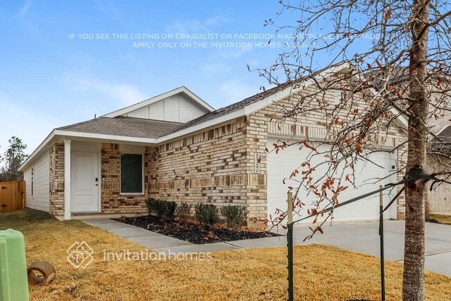 Building Photo - 15290 Abella Dr