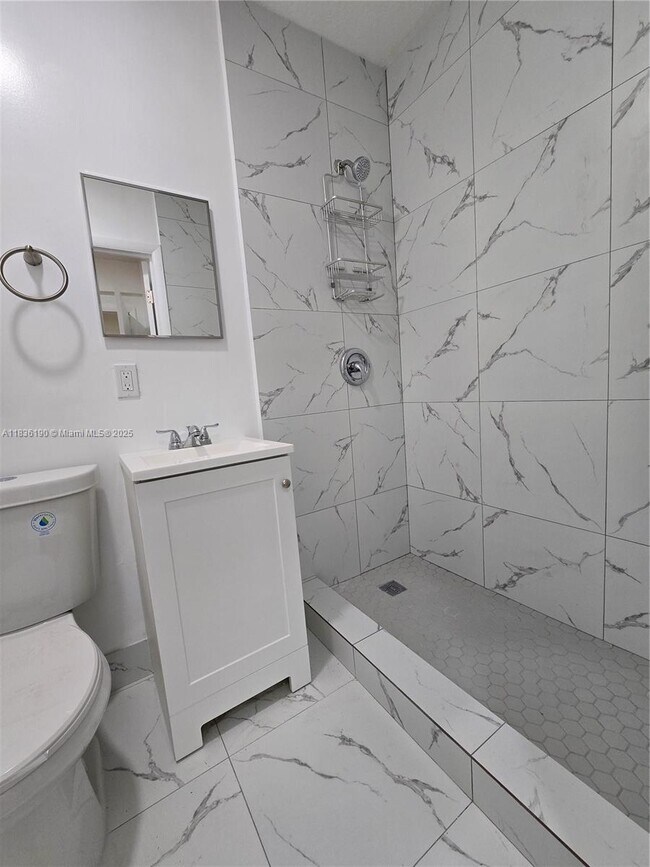 Foto del edificio - 3417 SW 25th Ter