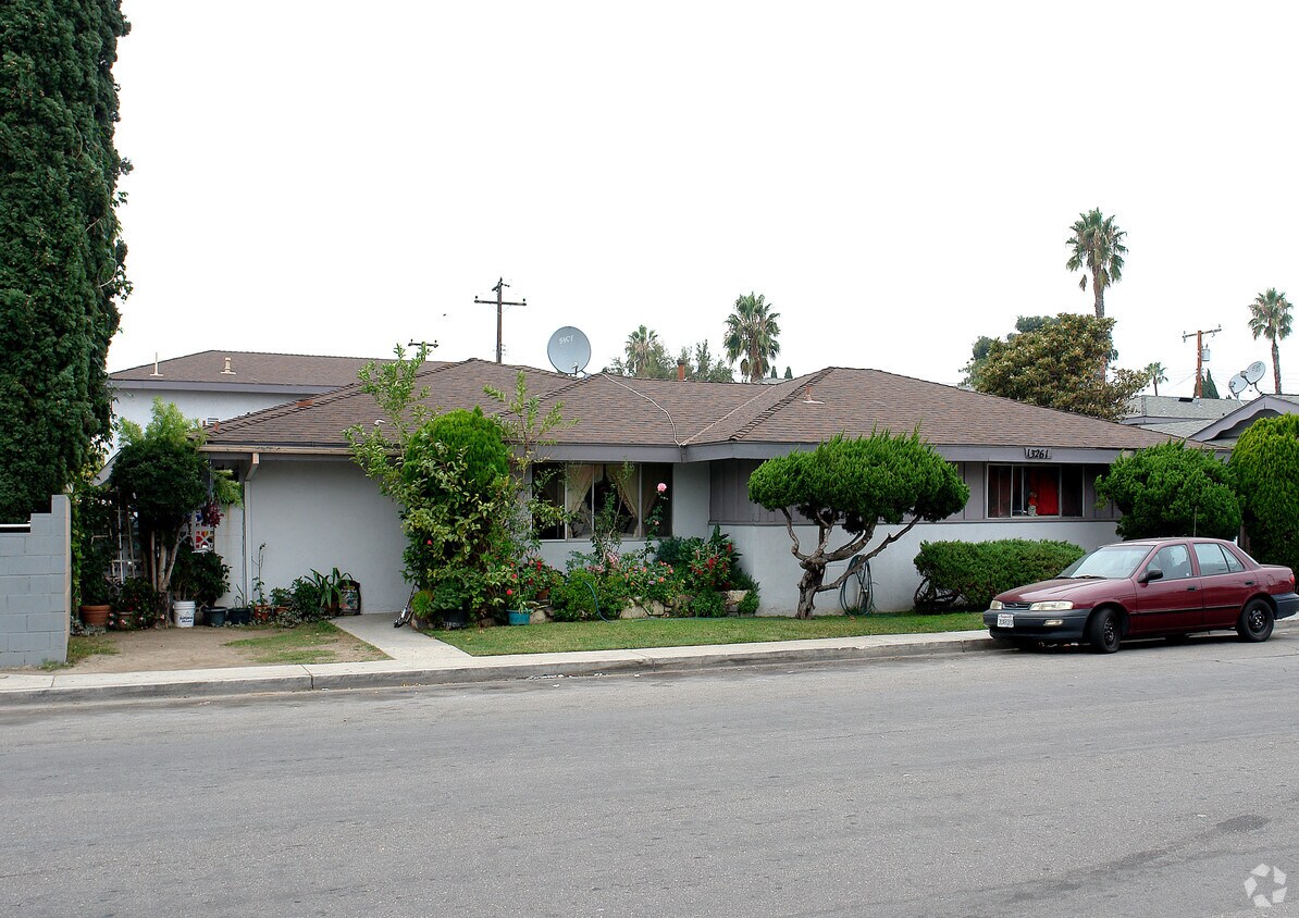 Primary Photo - 13261 Westlake St