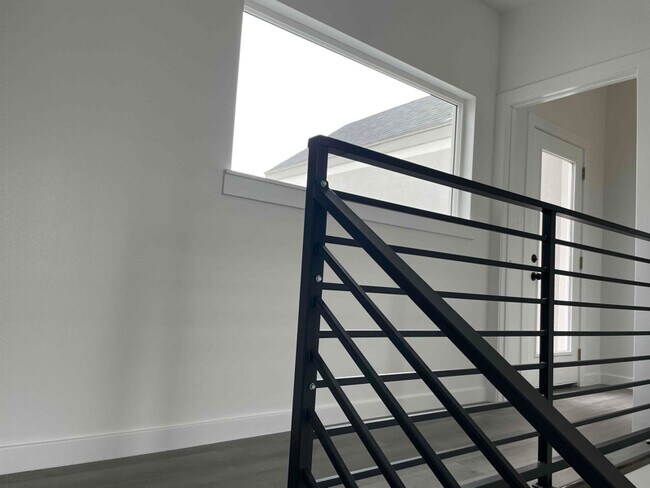 Foto del edificio - 5304 N Crown Point