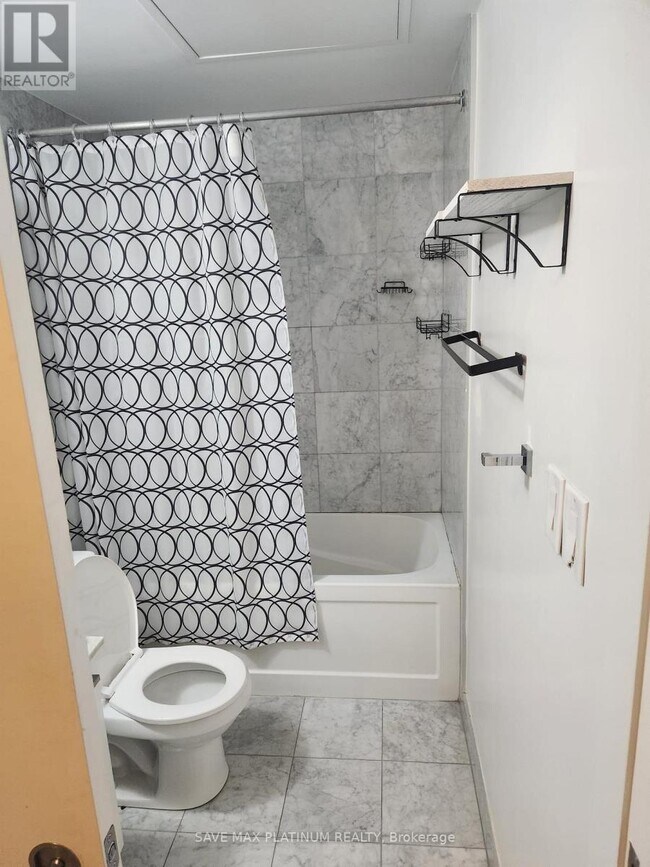 Photo du bâtiment - 12 York St