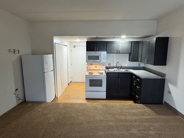 Foto del edificio - 2668 Elmwood Ave