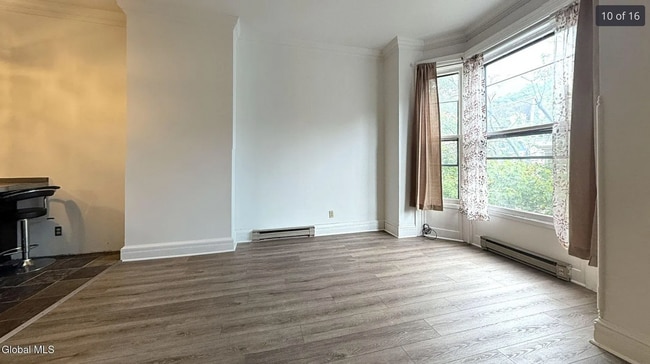 Building Photo - 285.5 Hudson Ave