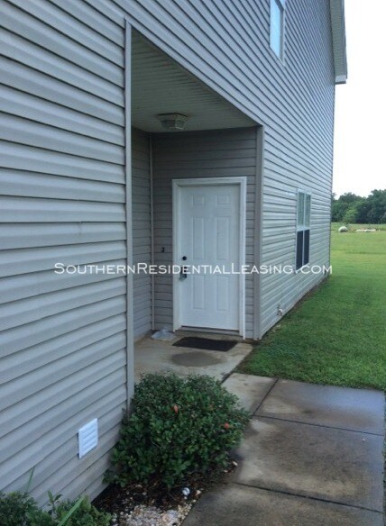 Building Photo - 2002 Shelene Way