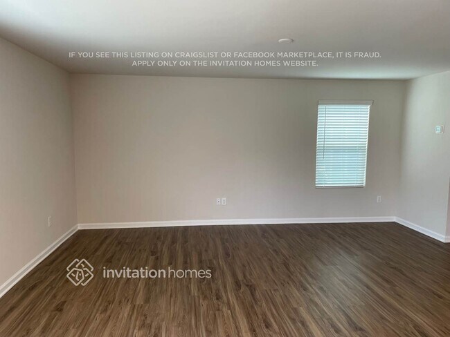 Building Photo - 1125 Woodhouse Dr