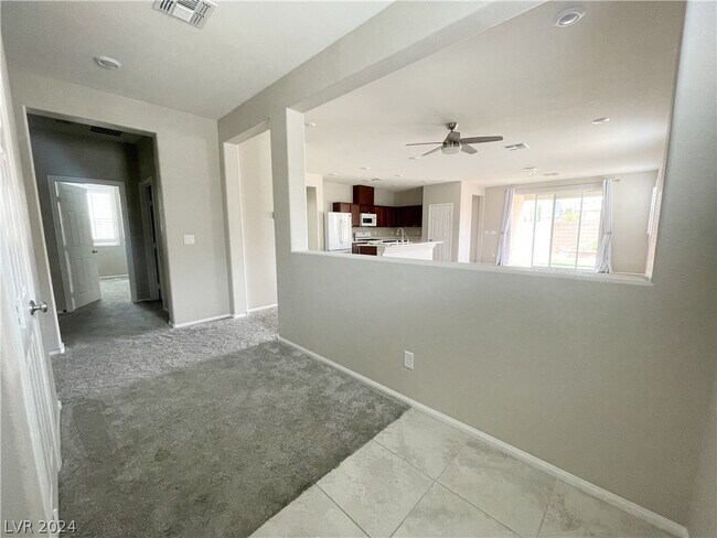 Building Photo - 5761 Casa Branca St