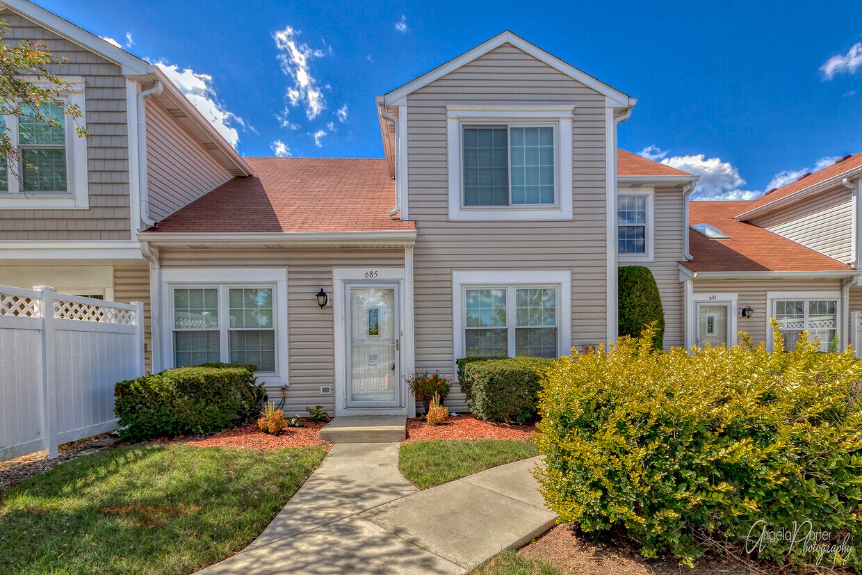Foto principal - 685 Le Parc Cir