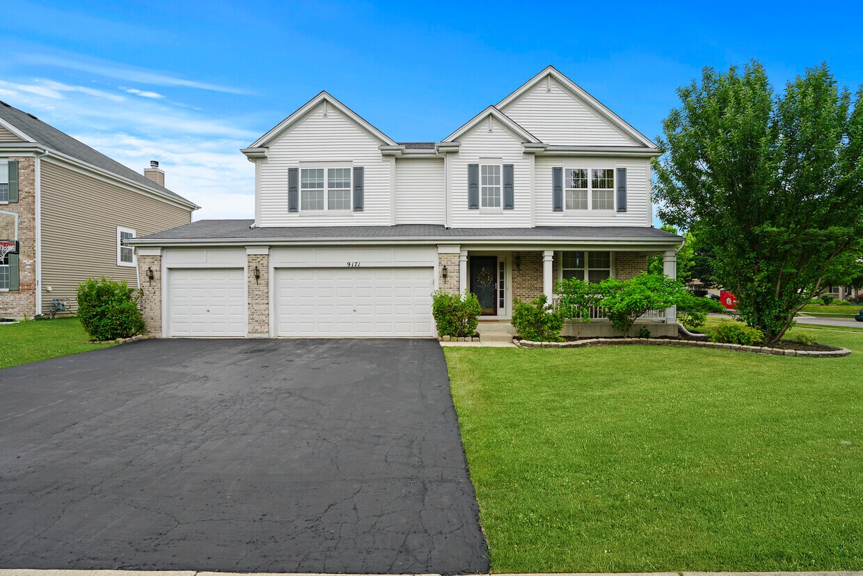 9171 Durham Dr, Huntley, IL 60142 House Rental in Huntley, IL
