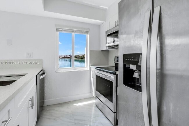 Foto del edificio - 164 Riviera Cir