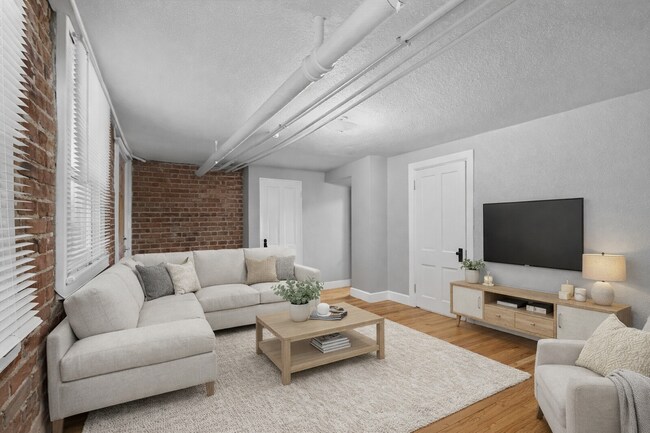 Building Photo - $1,240.95 - 2 bed/1 bath, Cheeseman Park Condo with All Utilities Included!