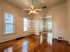 Building Photo - 1116-1118 Forbes St
