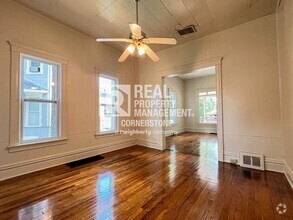 Building Photo - 1116-1118 Forbes St