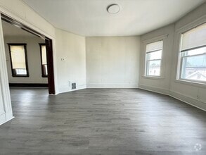Building Photo - 405 Ferry St