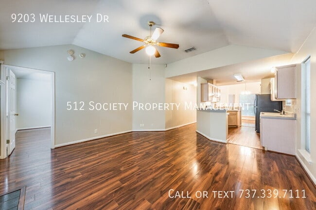 Building Photo - 9203 Wellesley Dr
