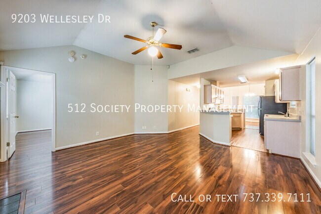 Foto del edificio - 9203 Wellesley Dr