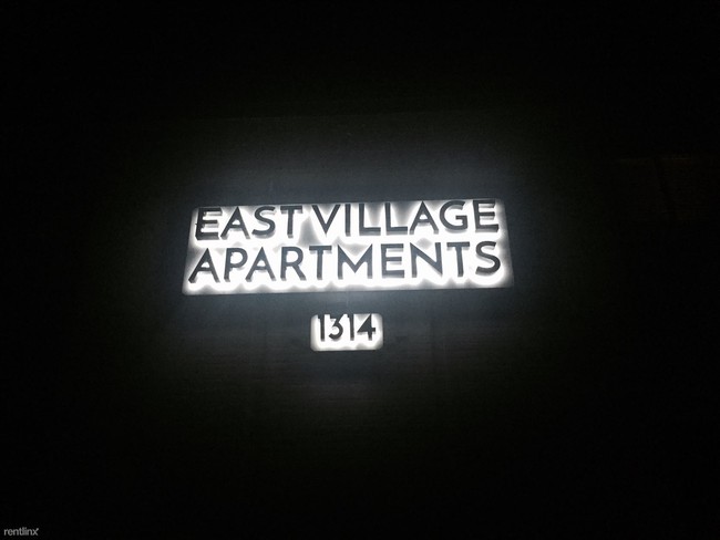 Building Photo - 1314 Rosewood Ave