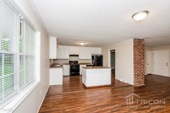 Foto del edificio - 2524 Gemway Dr