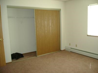 Armarios enormes - Gray Hawk Apartments