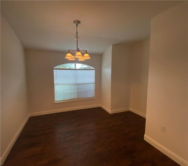 Building Photo - 5901 Nelson Oaks Dr