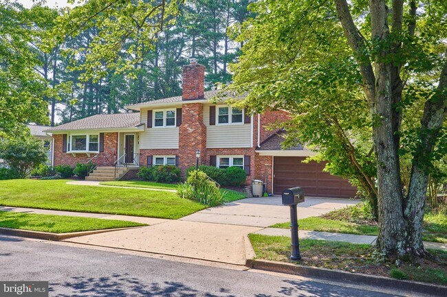 Foto del edificio - 1011 Fairway Dr NE