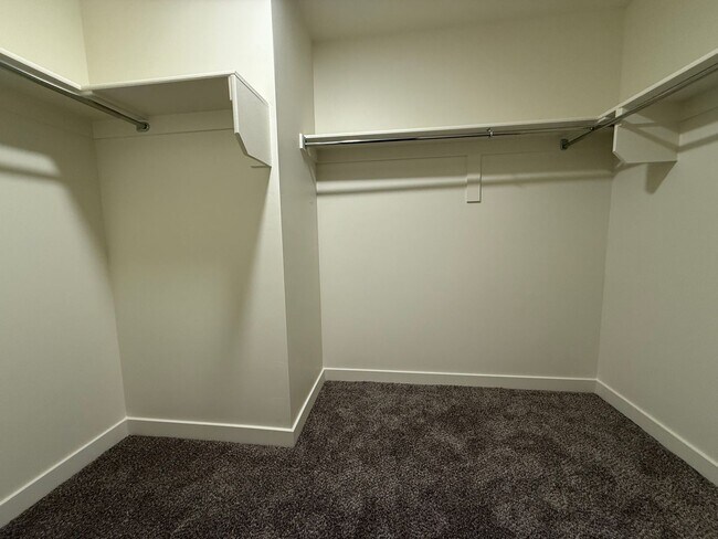Foto del edificio - FEBRUARY FREE. UPGRADED PACKAGE Brand New ...