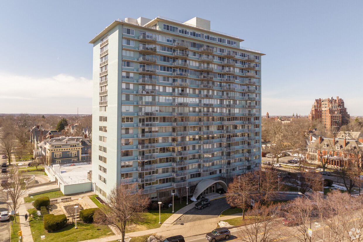 1088 Delaware Ave - Delaware Tower Condominiums