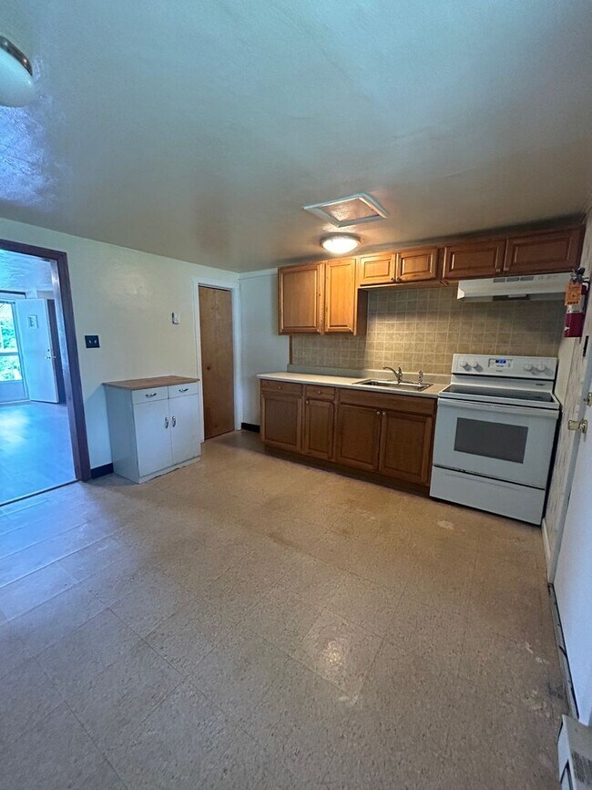 Foto del edificio - 1007-31 Golfview Ave.