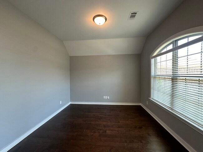 Building Photo - Beautiful Prattville Home