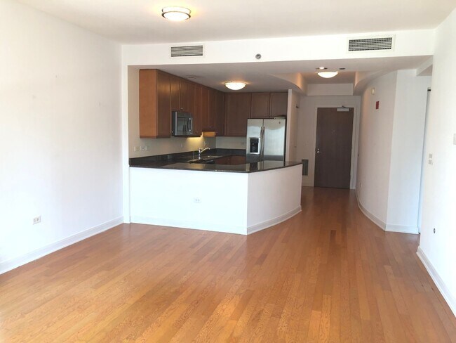 Foto del edificio - 130 N Garland Ct