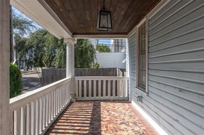 Foto del edificio - 906 E 11th Ave