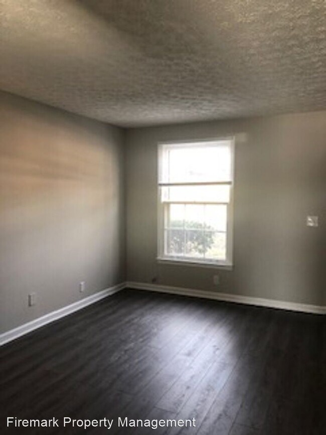 Building Photo - 2 br, 1.5 bath House - 208 Blue Ridge #6