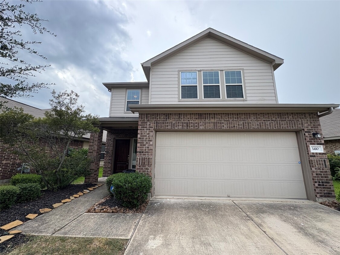 Primary Photo - 1410 Spencer Glen Ln
