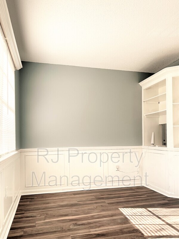 Photo - 3716 Bluff Wood Dr House