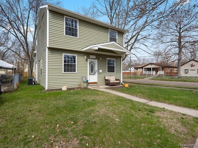 Foto del edificio - 21539 Caledonia Ave