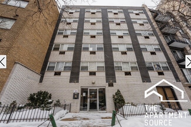 Building Photo - 6821 N Sheridan Rd