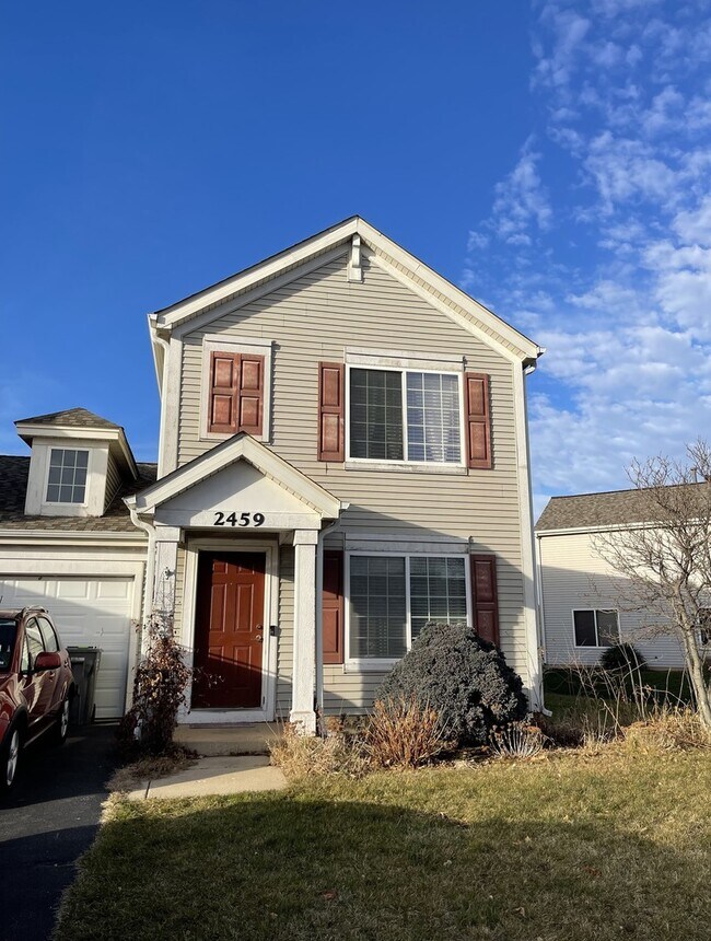 Foto del edificio - 2459 Roxbury Ln