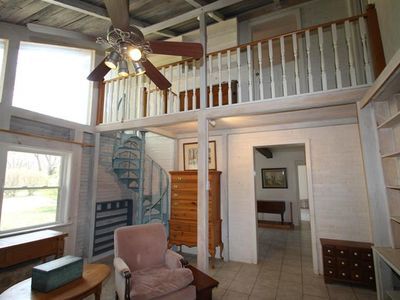 Building Photo - 819 Greenwillow Way