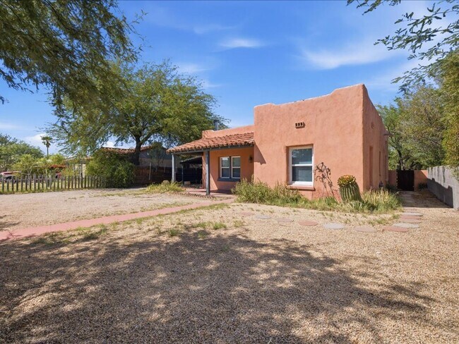 Foto del edificio - 4413 E Whitman St