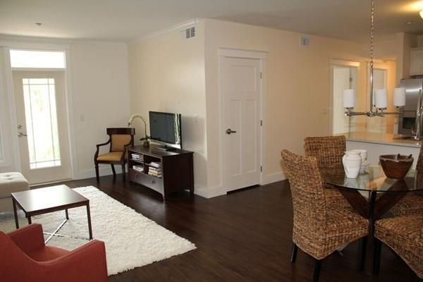 Foto del edificio - 978 Worcester St