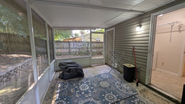 Building Photo - 1119 Copper Creek Dr