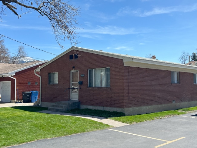 Building Photo - 364 W 200 N
