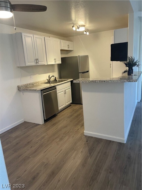Foto principal - 5251 S Lindell Rd