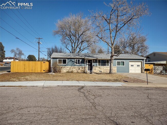 Building Photo - 1515 Bonita Dr