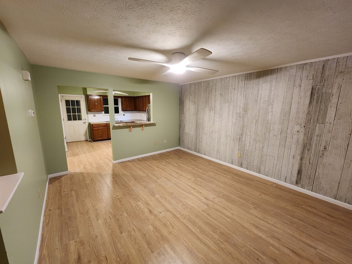 Primary Photo - 2934 Pressler Rd