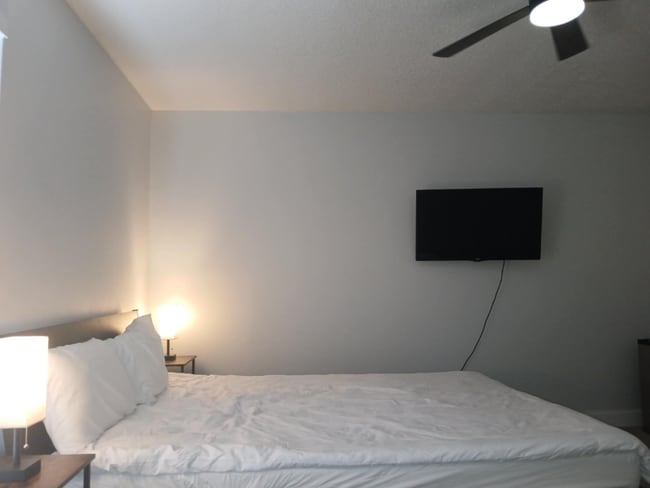 Foto del edificio - 5303 Glen Harwell Rd
