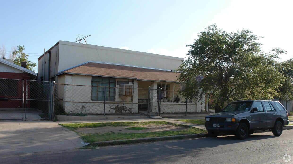 Building Photo - 3114 Pera Ave