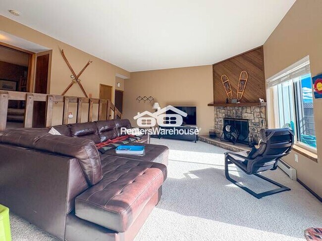 Building Photo - Beautiful 2 Bed 2 Bath Condo