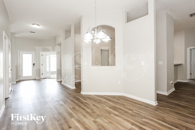 Foto del edificio - 14107 Summer Breeze Dr E